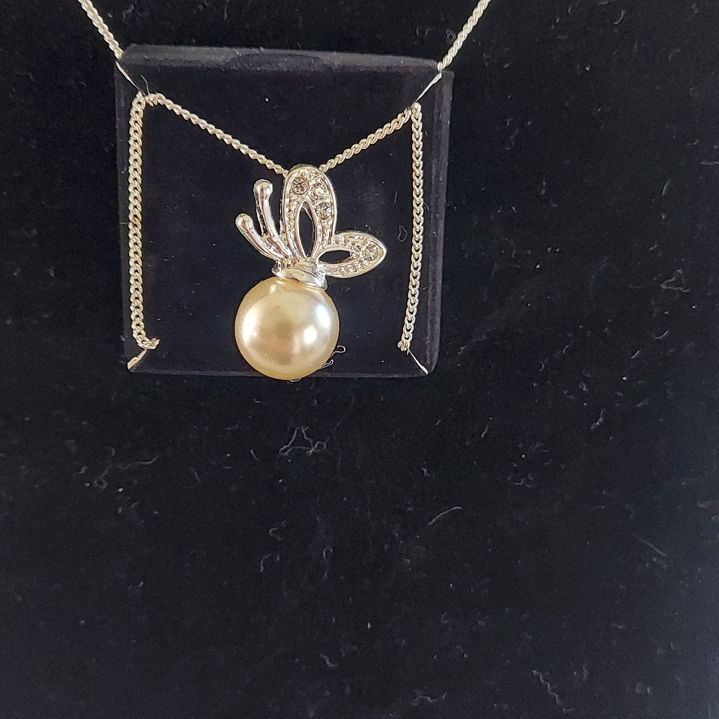 Vintage Avon Embellished Butterfly Necklace Cream Colored